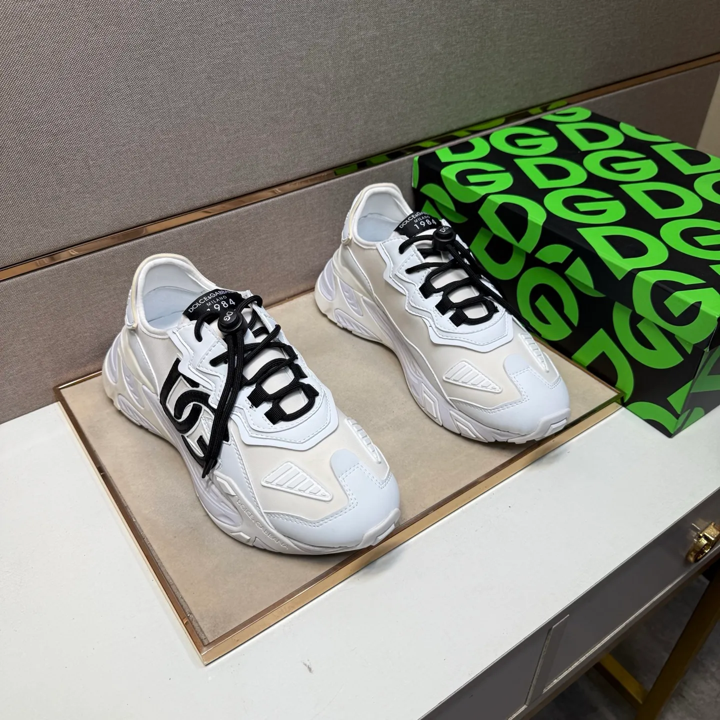 Men's men's shoes 💰pp500【DG～】couple casual shoes 2025z cabinet sales simultaneously 🔶Size: 35-44 #️⃣ 🔷1 color🔜The upper is made of multi-material splicing➕Mesh lining, comfortable and breathable, sole: original comfortable and wear-resistant outsole, ⚠️real thing📱photographed🎬real thing is better📢📢📢